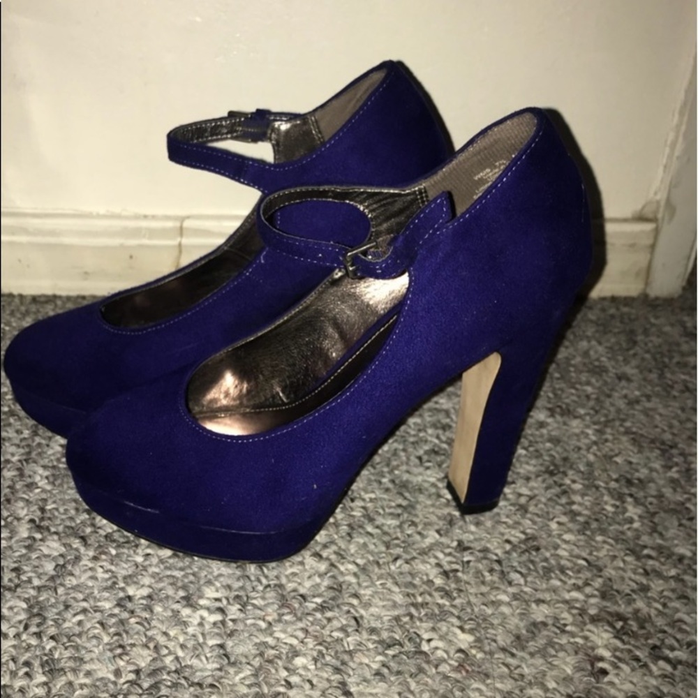 Royal blue heels.